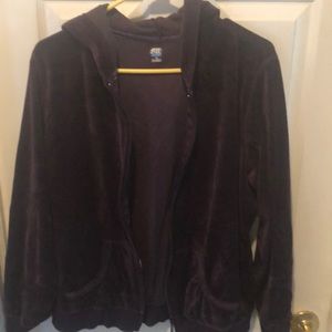 Women’s zip up hoodie